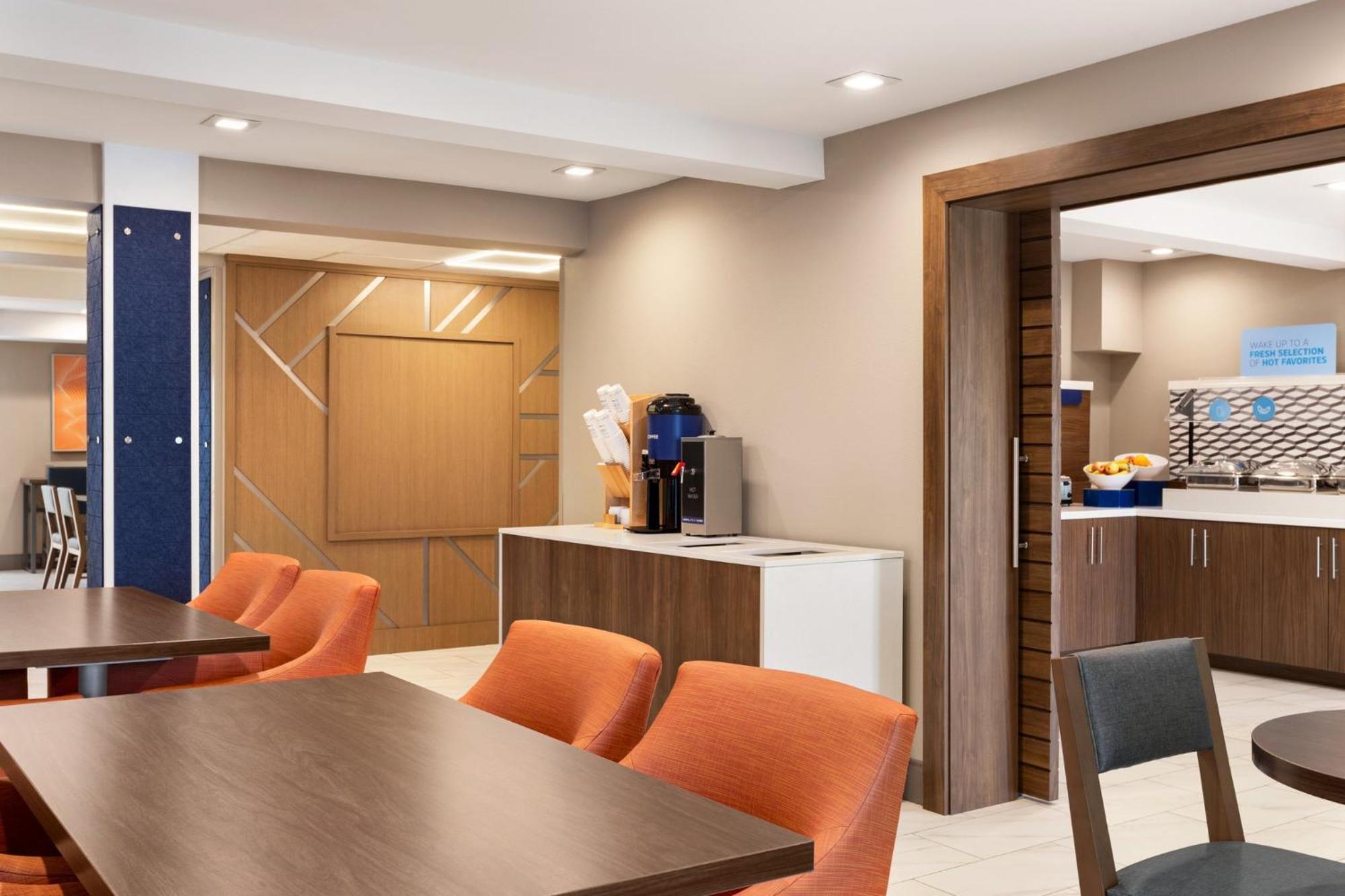 Holiday Inn Express - Bowling Green By Ihg Exterior photo
